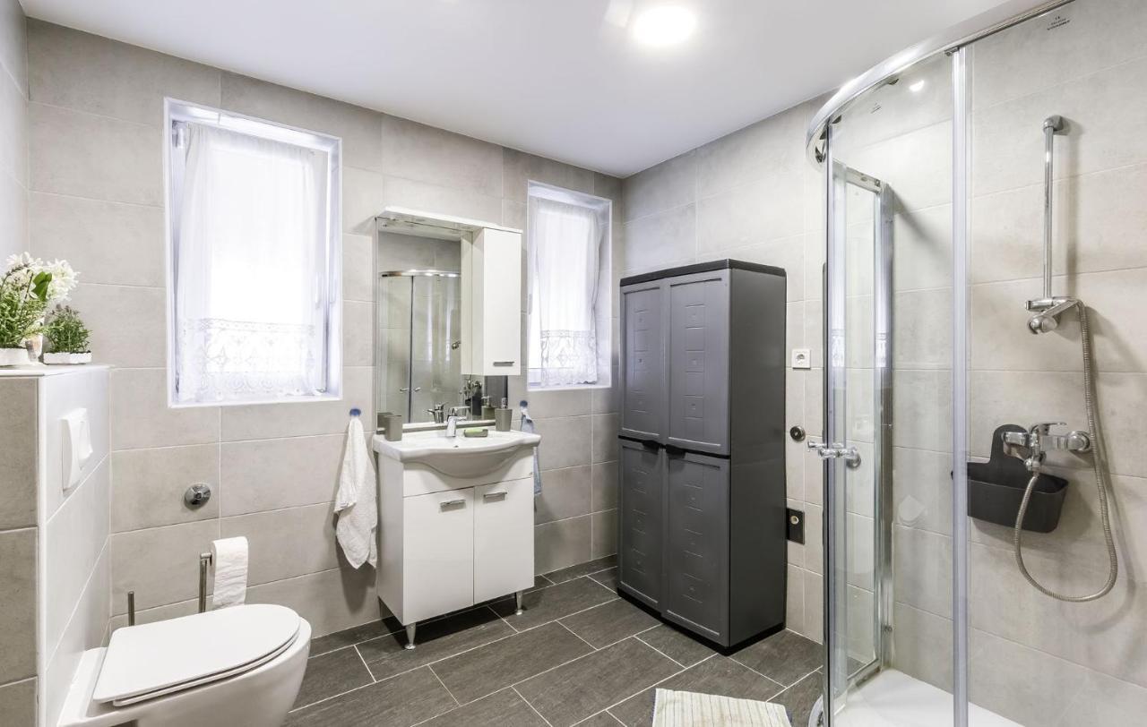 Milo Apartman Poreč Kültér fotó