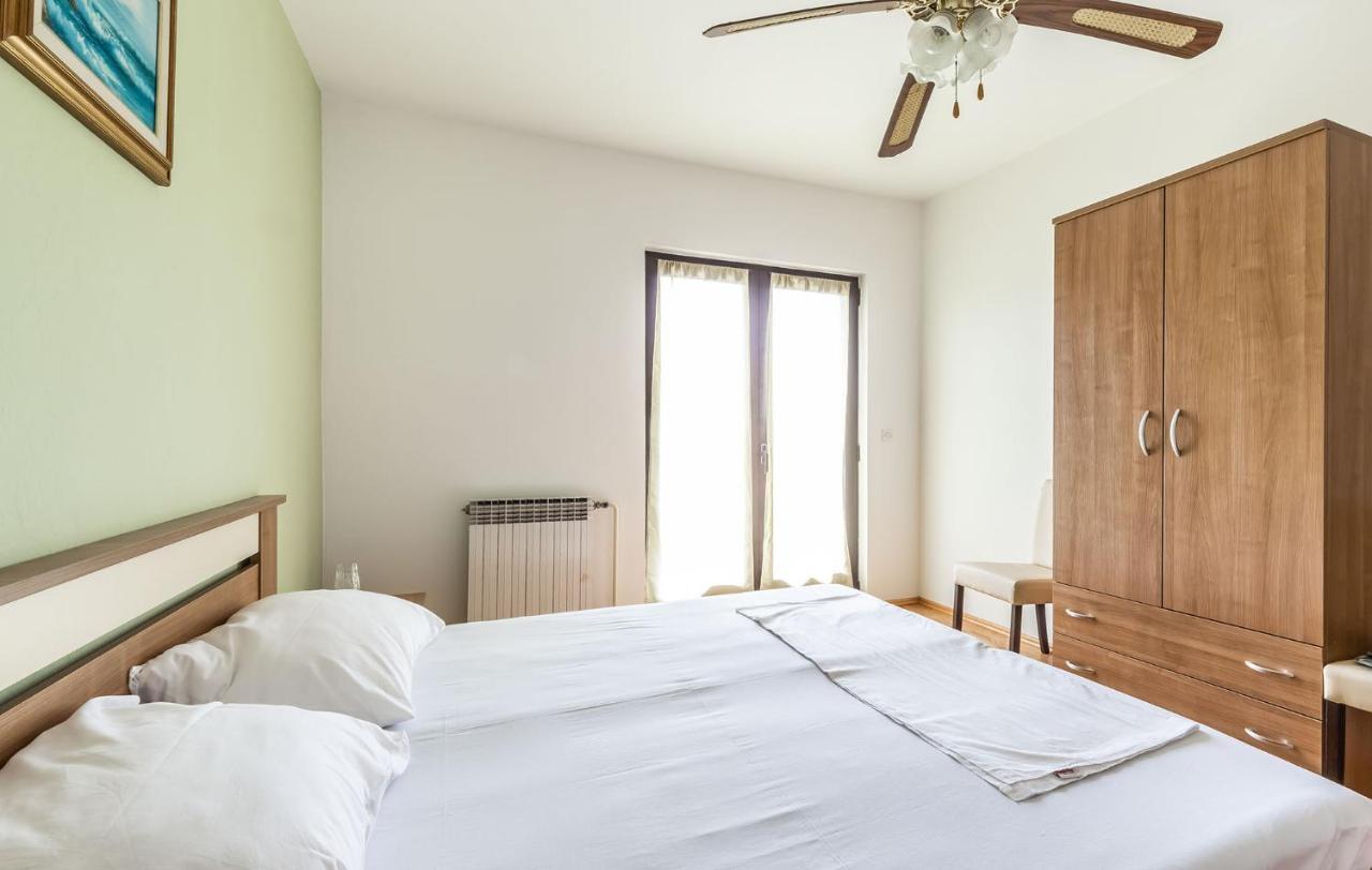 Milo Apartman Poreč Kültér fotó