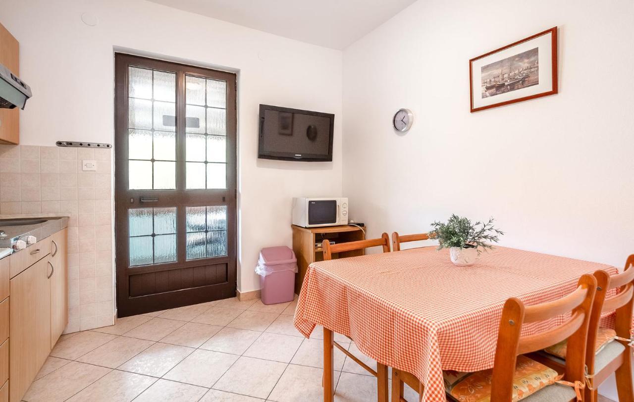 Milo Apartman Poreč Kültér fotó
